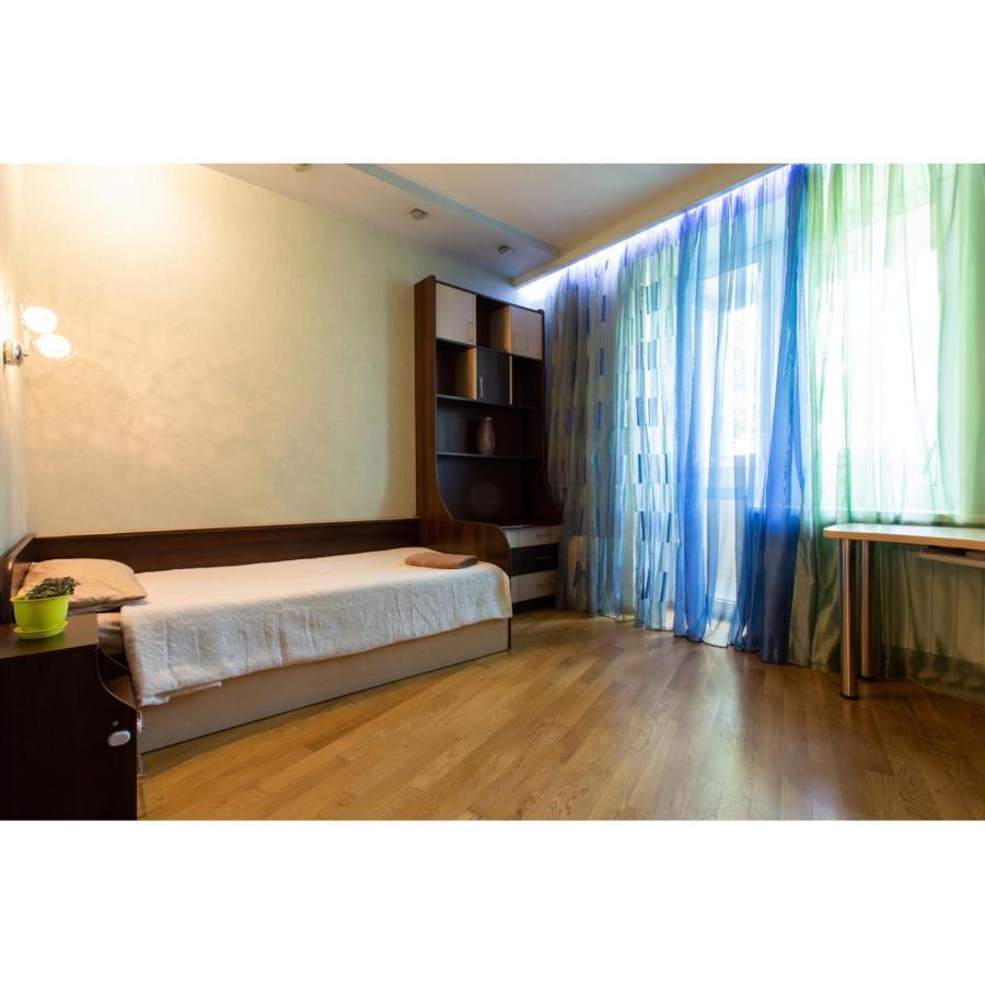 Apartment On Naukova Харков Екстериор снимка